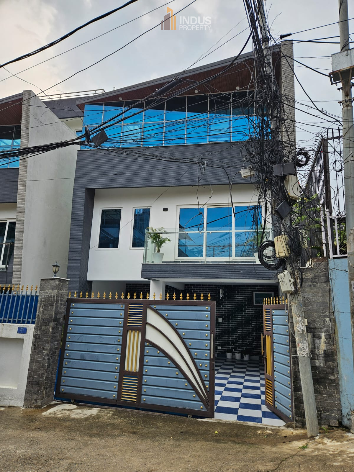 property-image